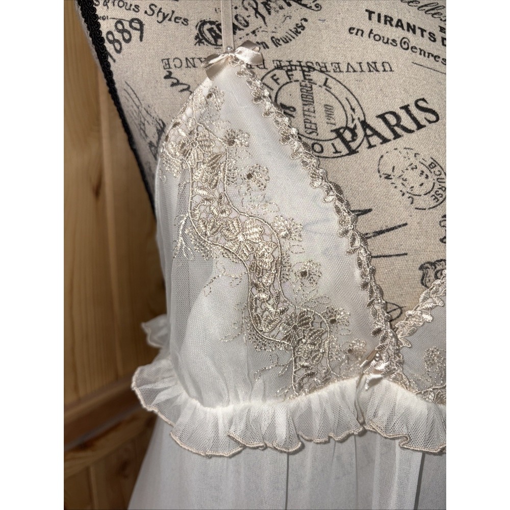 Vintage In Bloom by Jonquil White Lace Satin Slip L Bridal Nightgown Trad Wife - Picture 2 of 7